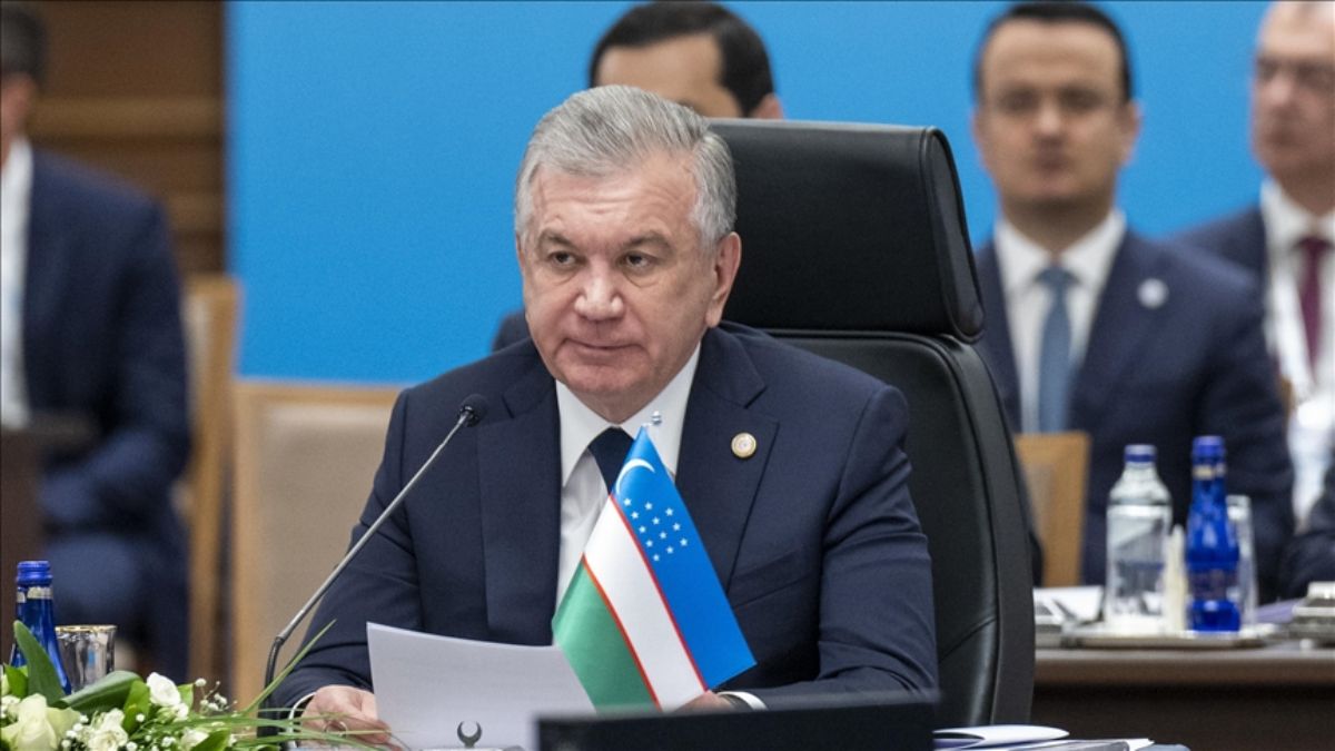 Özbekistan Cumhurbaşkanı, İlham Aliyev ile Bakü’de bir araya geldi